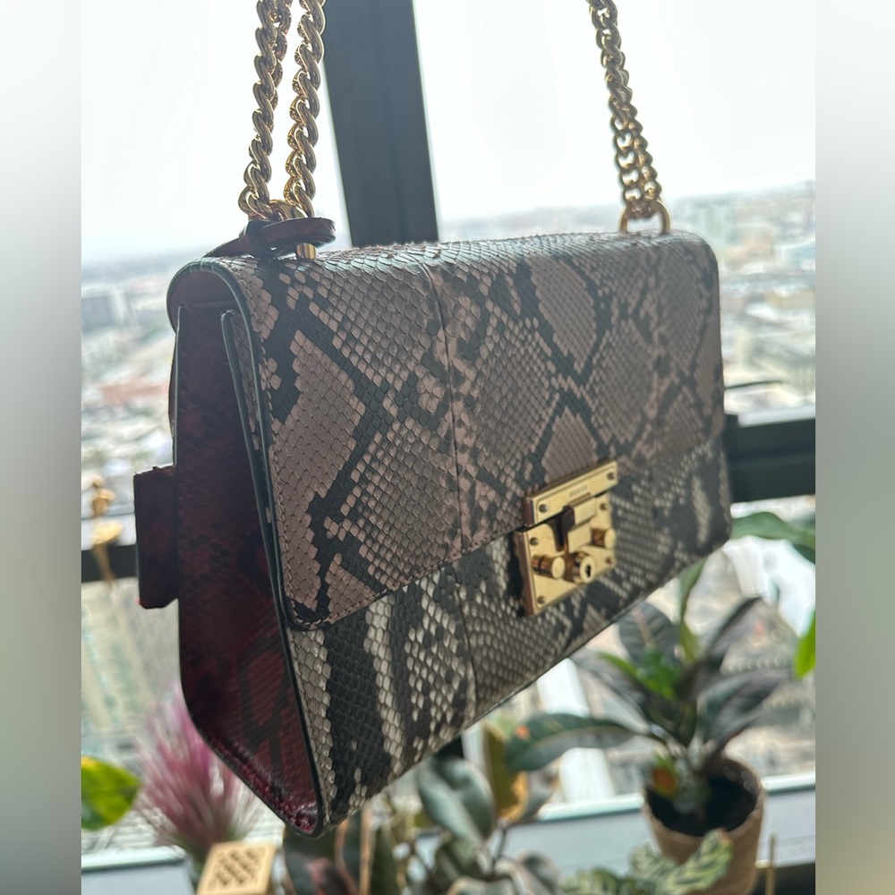 RARE GUCCI FIND! GUCCI PADLOCK SHOULDER BAG EXOTIC PYTHON.